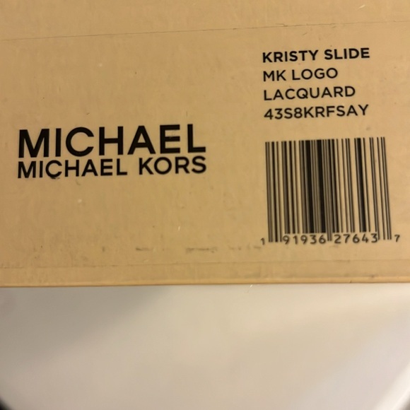 Michael Kors Kristy Slides - Picture 9 of 10